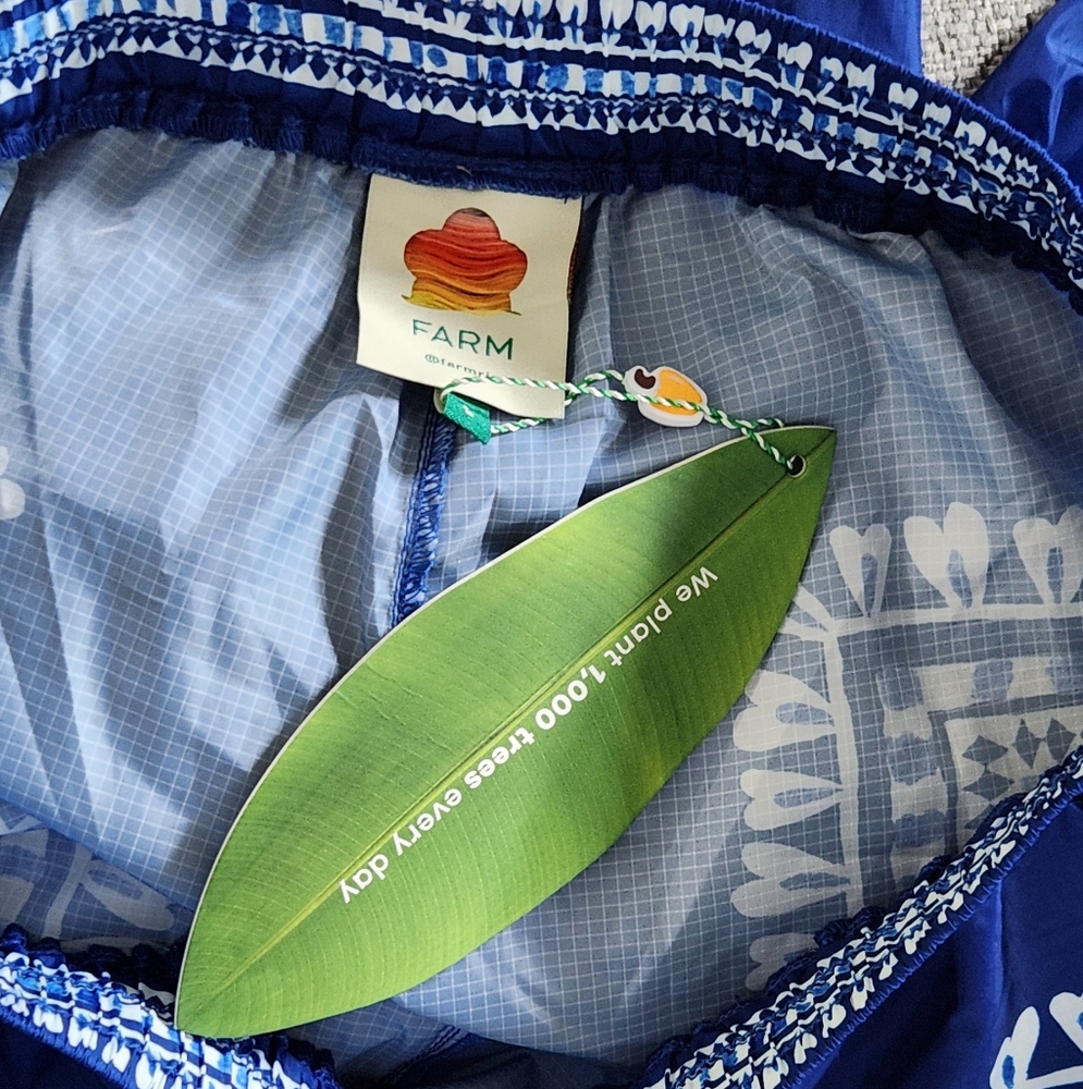 New!FARM‎ Rio Flora Tapestry Pants - Picture 12 of 16